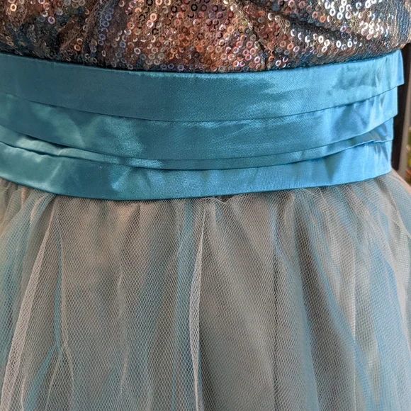 Blue Heart 🩵 💙 Sequin strapless dress super princess vibes whimsical fairy 🧚 - Picture 8 of 11